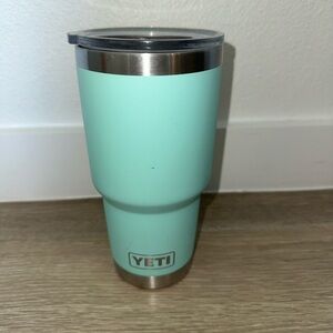 Yeti 30 oz Rambler teal, stainless steel, spout lid (MAGSLIDER LID)